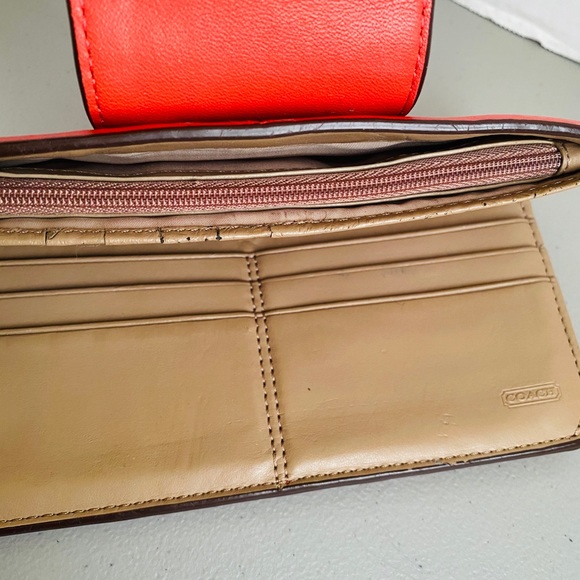 Coach wallet - Picture 4 of 11